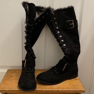 Black Tall Fur Boots